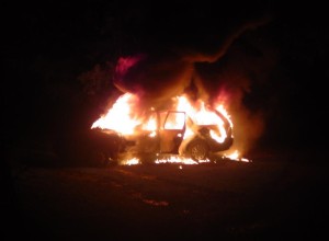 В Кировске сожгли автомобиль Киа